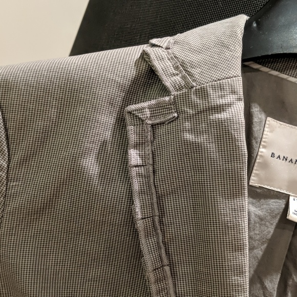 Banana Republic Grey Micro Checkered Blazer - Picture 4 of 5